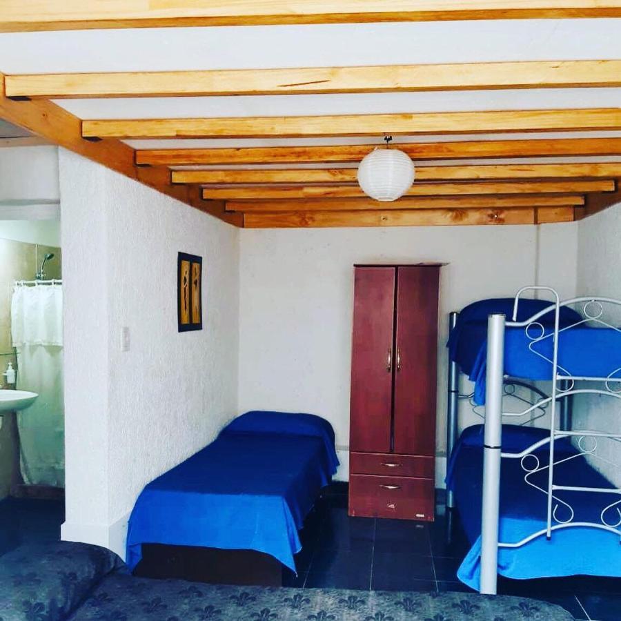 Hostel Otro Mundo Capdevila المظهر الخارجي الصورة
