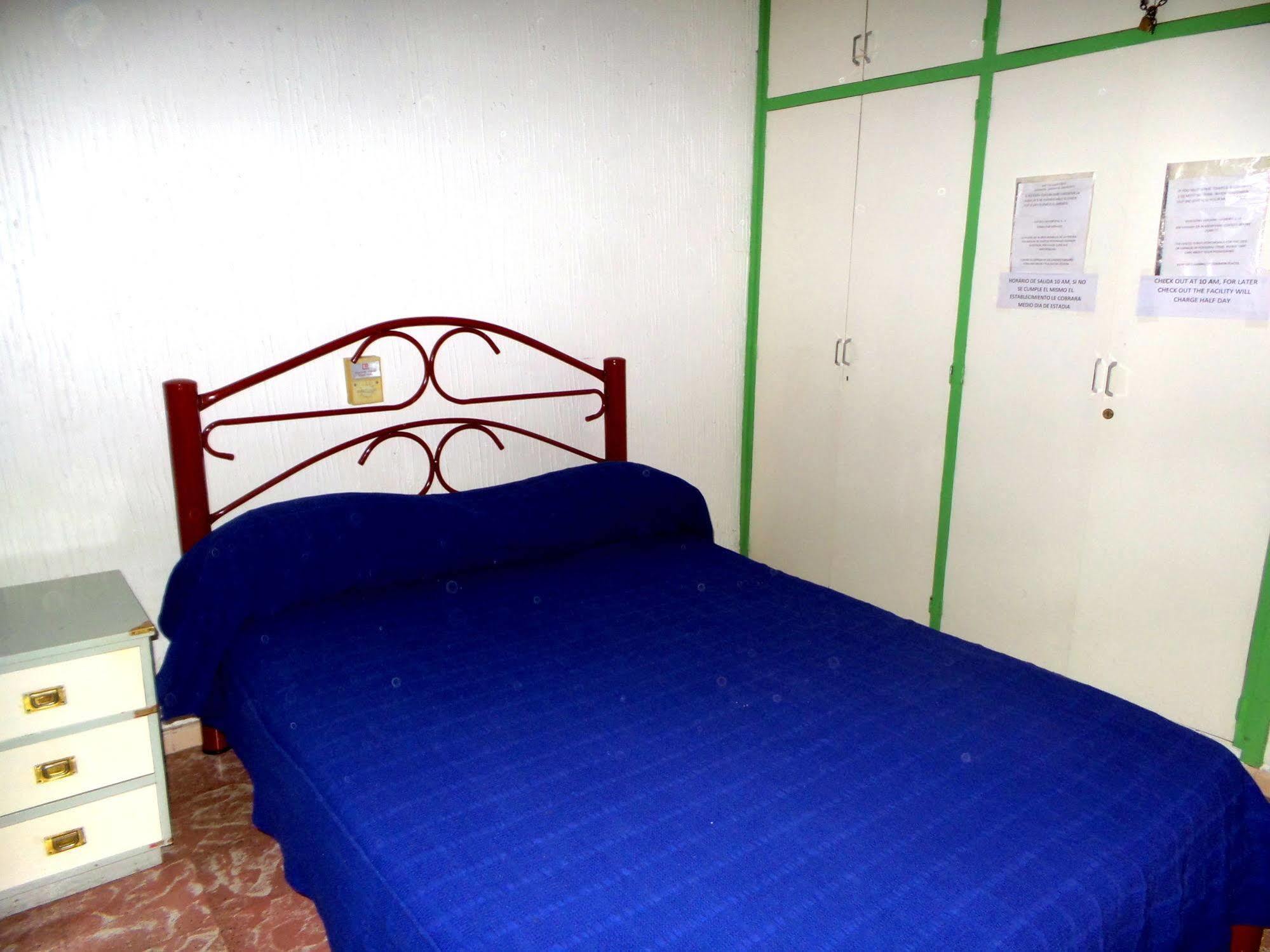 Hostel Otro Mundo Capdevila المظهر الخارجي الصورة