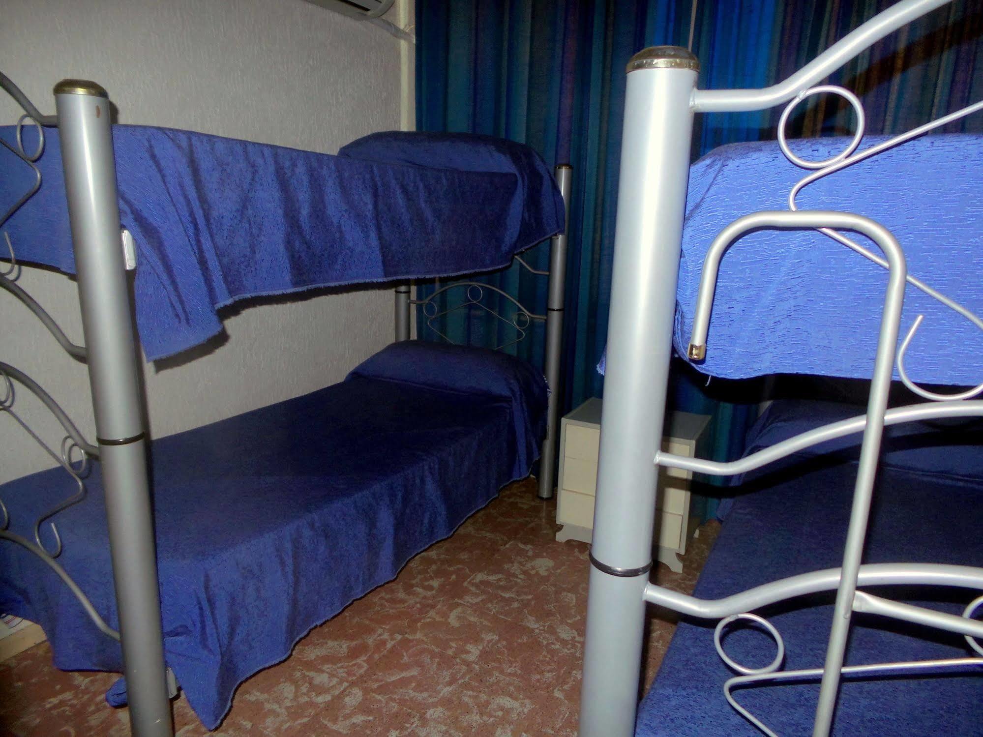 Hostel Otro Mundo Capdevila المظهر الخارجي الصورة